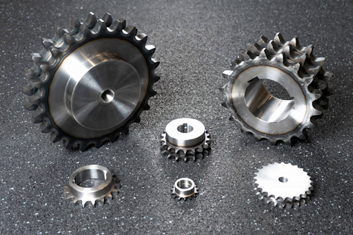 Ketten­räder & Ketten­rad­scheiben